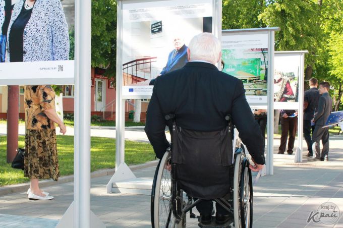 Работаем вместе на пользу Беларуси. Выставка «Проекты в лицах» открылась в Молодечно (фото)