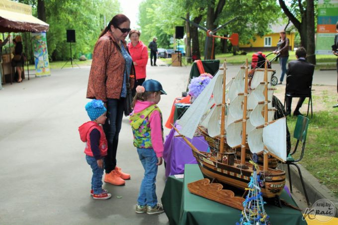 Подвели банка от коктейля и лоток от яйц, или Как вилейчане сортировали мусор (фото)