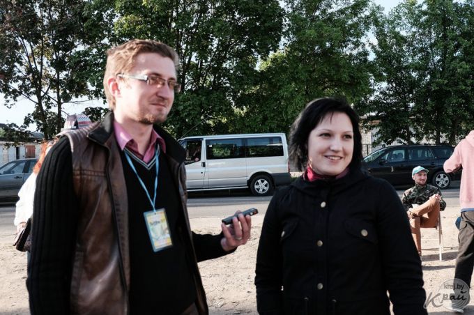 «Это не протест, это искусство». На мусорке в Молодечно открыли выставку фоторабот художников (фото)