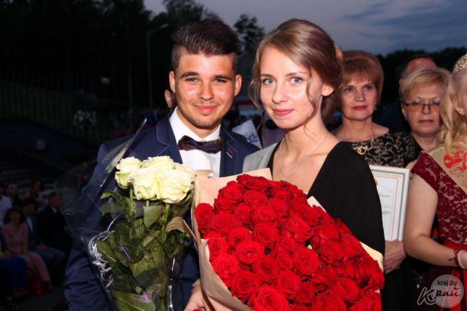 Фоторепортаж: Каким был районный выпускной в Молодечно
