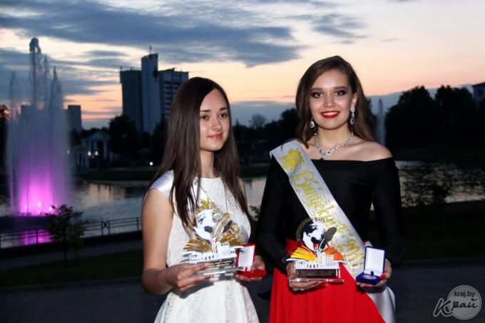 Фоторепортаж: Каким был районный выпускной в Молодечно