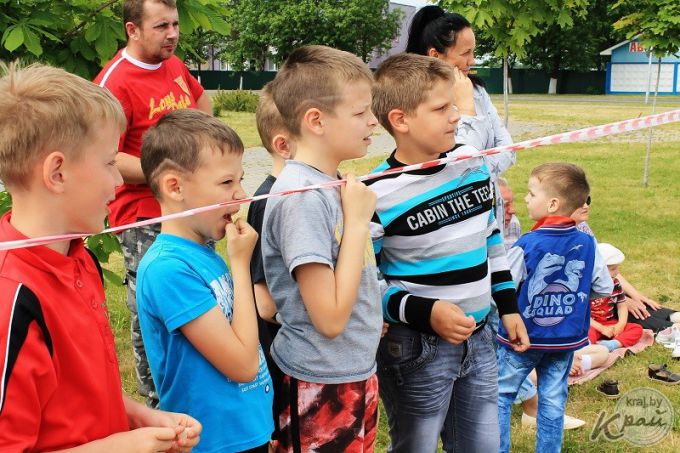 «Молодечно не Дакар!» 10 июня молодечненцы увидели парад ретроавтомобилей (фото, видео)