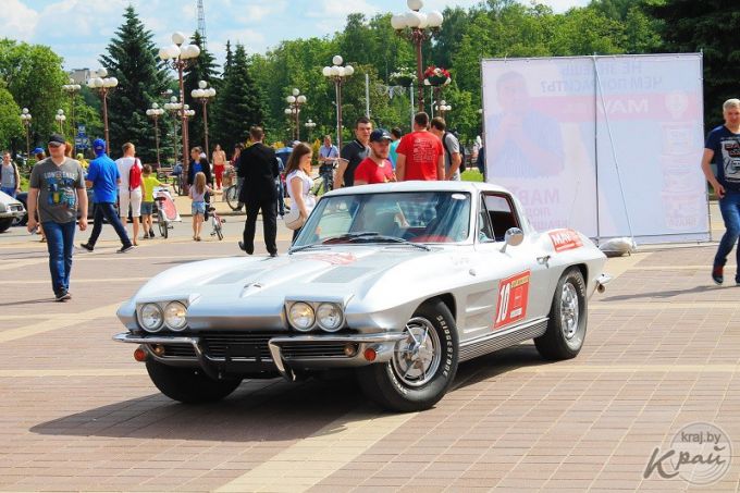 «Молодечно не Дакар!» 10 июня молодечненцы увидели парад ретроавтомобилей (фото, видео)