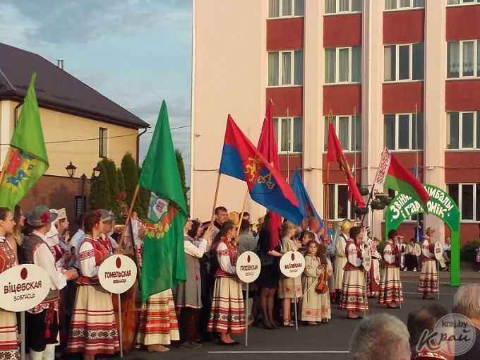 “Лебедзеўскія выкрутасы” прывезлі Гран-пры з міжнароднага фестывалю “Звіняць цымбалы і гармонік” (фота, відэа)