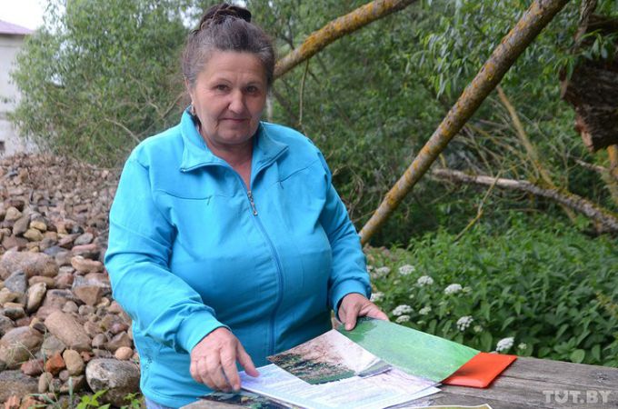 Конфликт в Молодечненском районе: к хутору из трех домов собираются строить четвертую дорогу (фото)