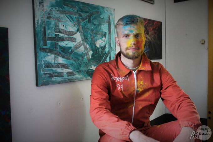 Выставка собак, картины в грузовике и много музыки. В Вилейке прошел фестиваль субкультур «Энергия молодости» (фото)