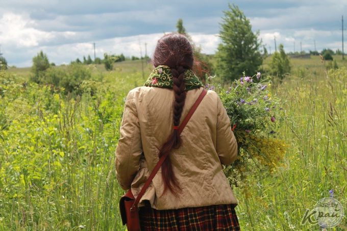Чем пышнее, тем лучше. Три совета, как сплести купальский венок (фото)