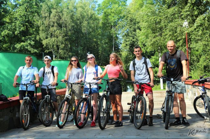 «Комфортно, безопасно и без ям». В Вилейке 12 августа торжественно открыли километровую велодорожку (фото)