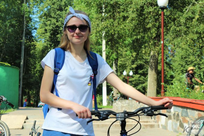 «Комфортно, безопасно и без ям». В Вилейке 12 августа торжественно открыли километровую велодорожку (фото)