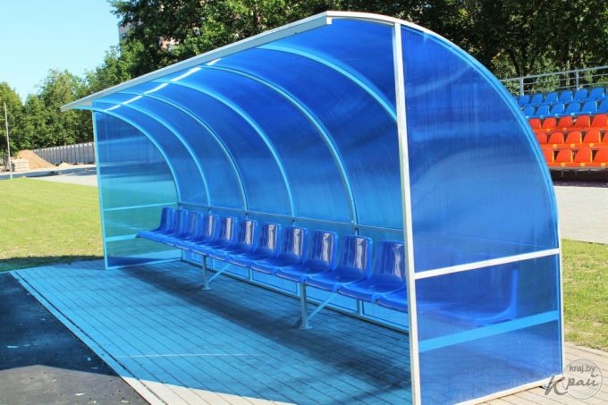 Реконструкция городского стадиона в Вилейке близится к финалу, но дата открытия пока неизвестна (фото)