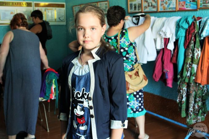 «Интересуются, но активность еще невысокая». Школьный Фримаркет прошел в Вилейке 19 августа (фото)