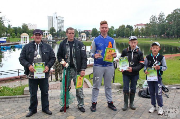 Самую крупную рыбу – щуку в 63,5 см – на турнире в Молодечно выловил Александр Соболевский (фото, видео)
