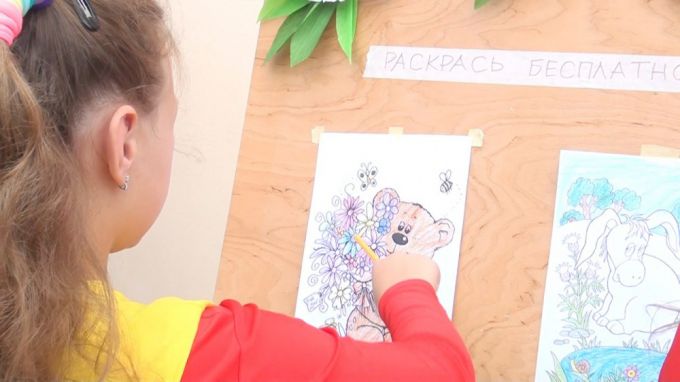 "Гуляць дык гуляць!" Председатель Глубокского райисполкома вновь сыграл на баяне (видео)