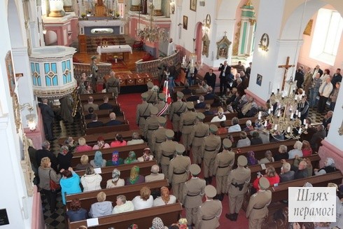 Польский посол наградил вилейчанина Дениса Канецкого медалью «Pro Patria»