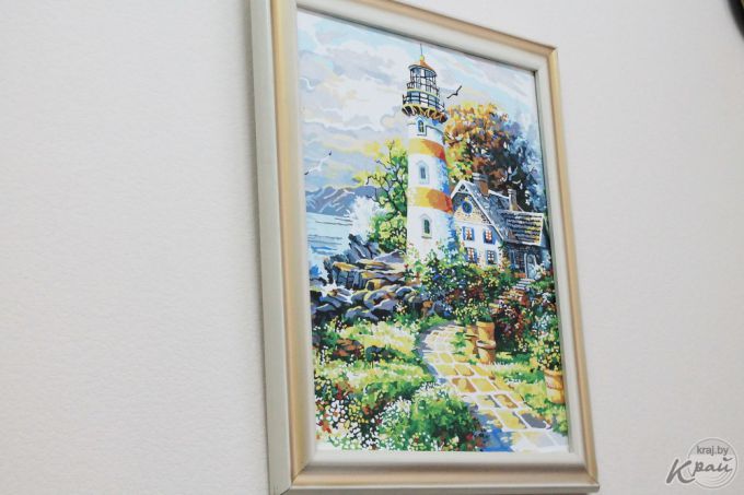 Пишет картины и расследует уголовные дела. История девушки-следователя из Молодечно (фото)