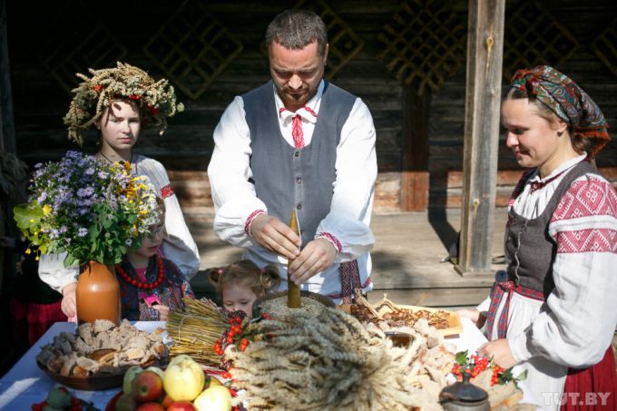 Фотарэпартаж: Як адзначылі Багач у Вязынцы Маладзечанскага раёна