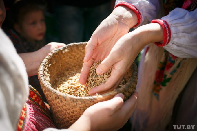 Фотарэпартаж: Як адзначылі Багач у Вязынцы Маладзечанскага раёна