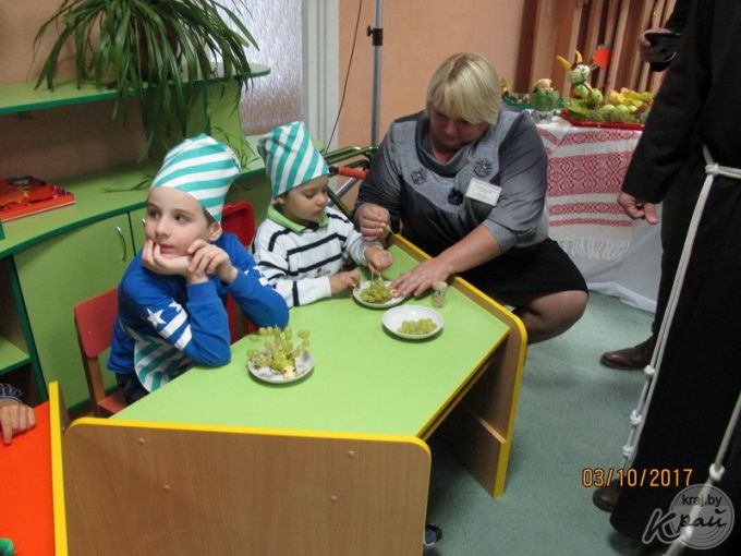 Довольны повара и дети – в молодечненском центре для детей с особенностями развития открыли обновленный пищеблок