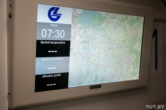 На участке Молодечно-Гудогай-Кяна тестируют двухэтажные электропоезда (фото)
