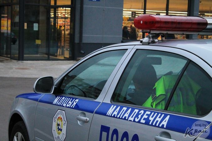 «Ребята, надо понять, простить и отпустить». Как пешеходы в Молодечно жизнью рискуют, а ГАИ их за это наказывает (фото)