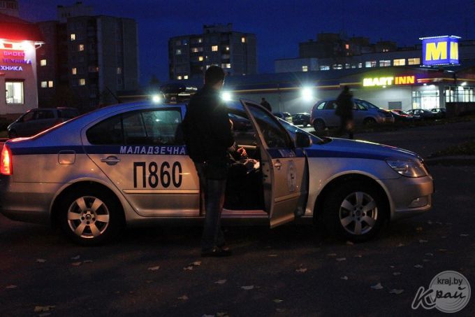 «Ребята, надо понять, простить и отпустить». Как пешеходы в Молодечно жизнью рискуют, а ГАИ их за это наказывает (фото)