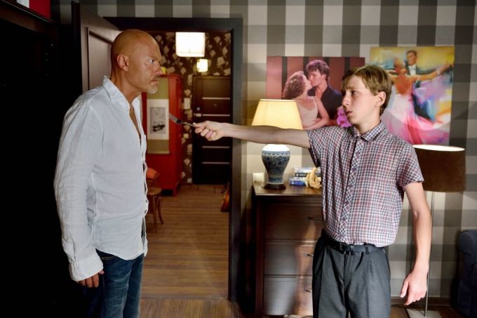 Смотрим фильмы с детьми и родителями!