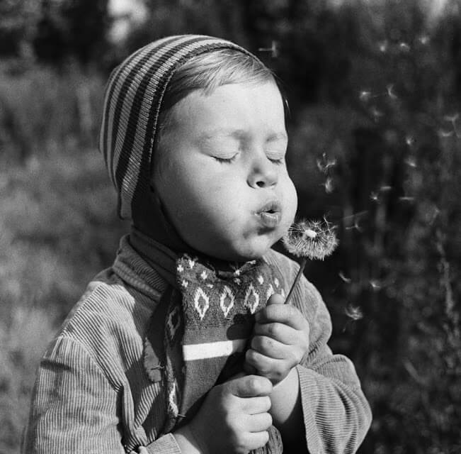 На фотовыставке в Молодечно предлагают вернуться в эпоху СССР