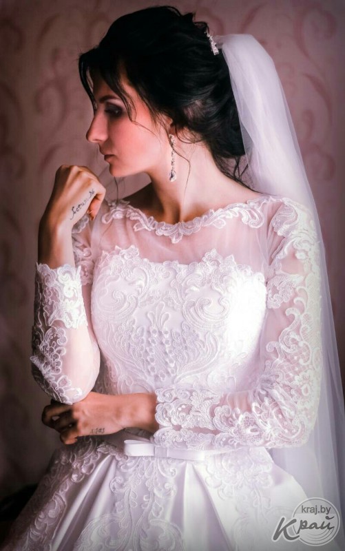 Проект «Свадьба месяца» продолжается. Вилейчанка Анастасия: «В ЗАГСе Илья стоял как вкопанный»