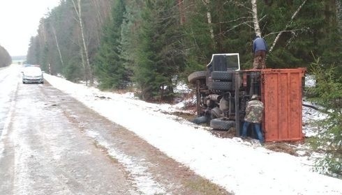 Молодечненец сжег в своем гараже два автомобиля, пьяный рецидивист ударил в шею пенсионерку. Обзор недели