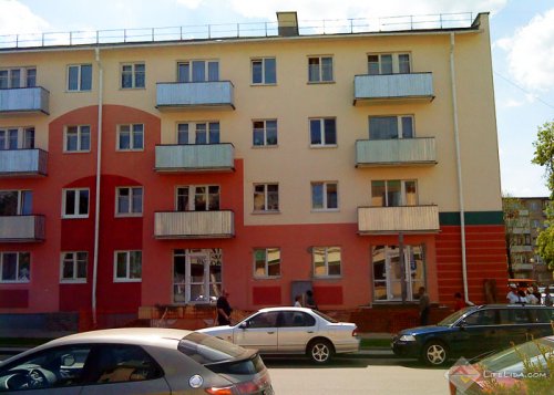 В жилом доме откроют магазин и офис (фото)