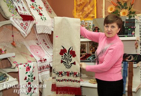 У Лідзе можна набыць эксклюзіўныя рэчы ад мясцовых майстроў (фота)