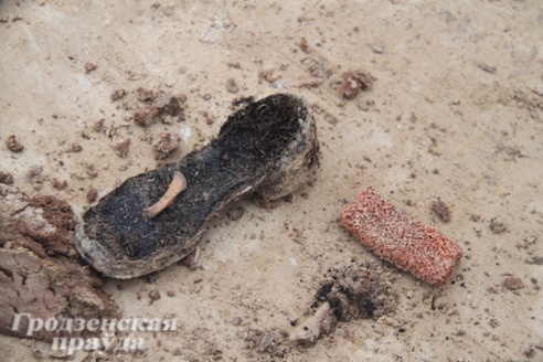 В Гродно при строительстве гипермаркета по проспекту Янки Купалы обнаружены останки солдат (ФОТО)