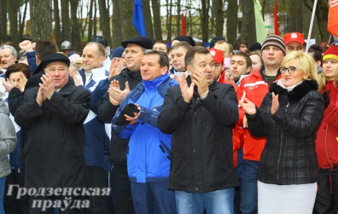Фоторепортаж: проводить зиму в «Пышки» пришли около ста тысяч гродненцев