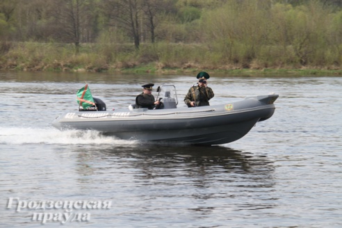 Фоторепортаж: пограничники открыли навигацию по Неману и охраняют 18 км границы с Литвой