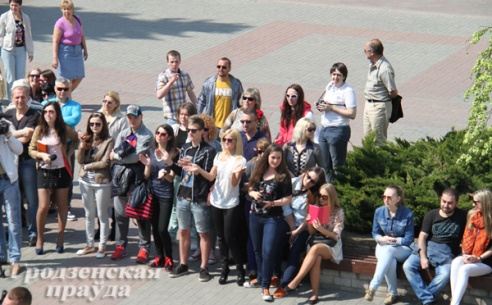 В центре Гродно появилась огромная пластинка фирмы «Мелодия» (ФОТО)