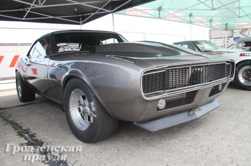 В гродненском аэропорту прошли крупнейшие в Беларуси соревнования по дрэг-рейсингу