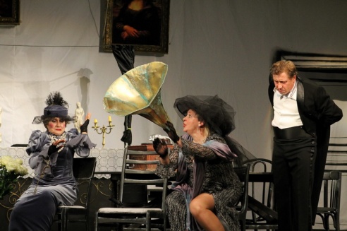 Почти 35 лет режиссер, заслуженный артист Республики Беларусь Сергей Куриленко и актриса Валентина Харитонова вместе работают в Гродненском областном драматическом театре