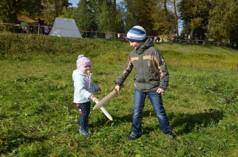 Фоторепортаж: по Неману в Гродно приплыли «варяги»
