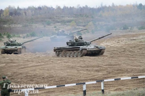 Корреспондент «ГП» на полигоне под Гожей увидел, как танкисты сдают экзамен