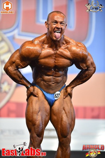 Арнольд Шварценеггер лично поздравил гродненского бодибилдера