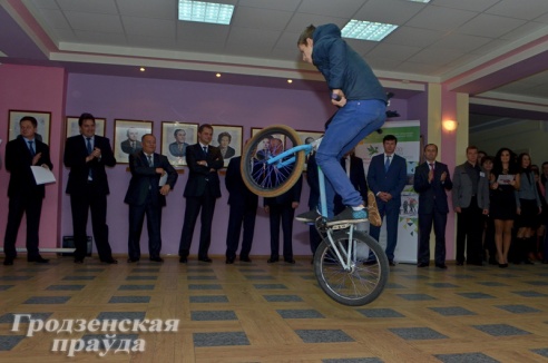 Председатель облисполкома Владимир Кравцов встретился со студентами гродненских вузов