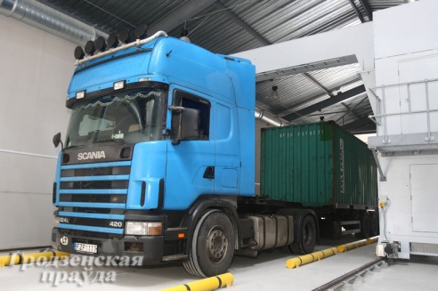 В «Привалке» появился новый стационарный "рентген" для машин