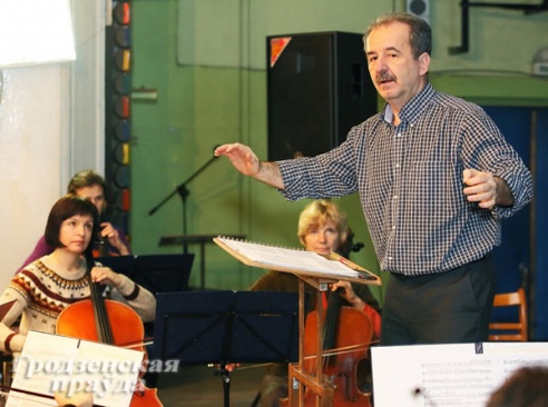 «У Гродно камерное звучание». Интервью с директором – художественным руководителем Гродненской капеллы Владимиром Бормотовым