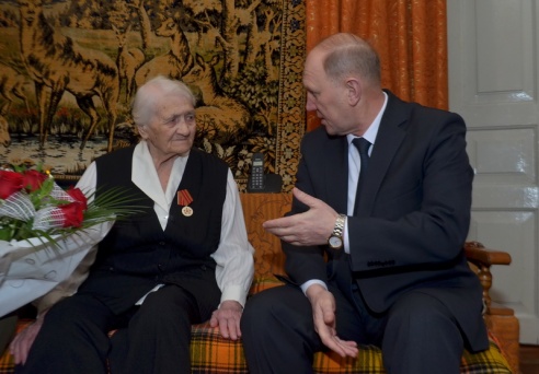 На Гродненщине первые юбилейные медали к 70-летию Победы вручили ветеранам