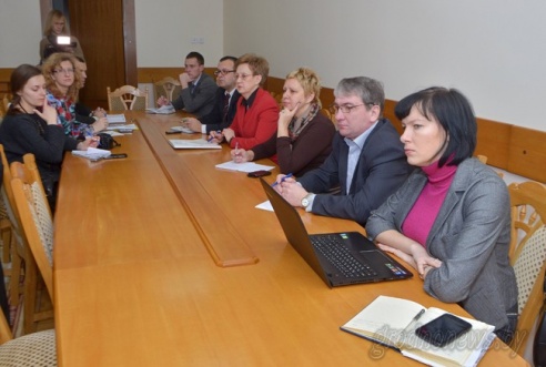 Зампредседателя Гродненского облисполкома Виктор Лискович провел "прямую линию"