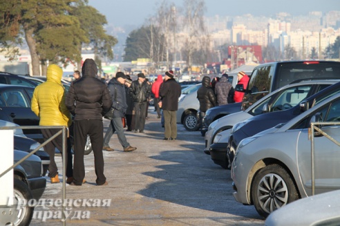 В Гродно цены на автомобили упали почти в два раза
