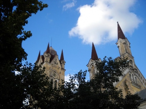 «У меня три хранилища информации. Первое – голова, второе – компьютер, третье – бумажный архив». Интервью с советником таможенной службы I ранга, историком, краеведом Виктором Саяпиным