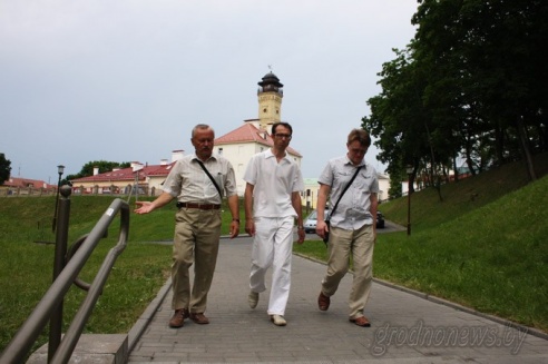 «У меня три хранилища информации. Первое – голова, второе – компьютер, третье – бумажный архив». Интервью с советником таможенной службы I ранга, историком, краеведом Виктором Саяпиным