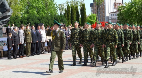 В Гродно отпраздновали День государственного герба и государственного флага Республики Беларусь