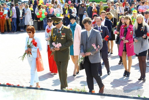 В Гродно отпраздновали День государственного герба и государственного флага Республики Беларусь